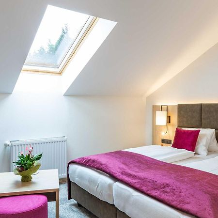 Gasthof "Zur Bahn" Bed & Breakfast Lassnitzhoehe Bagian luar foto