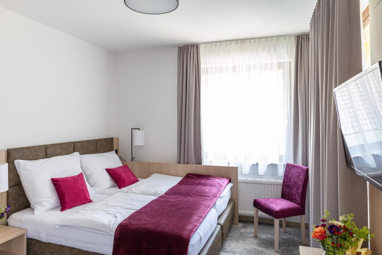 Gasthof "Zur Bahn" Bed & Breakfast Lassnitzhoehe Bagian luar foto