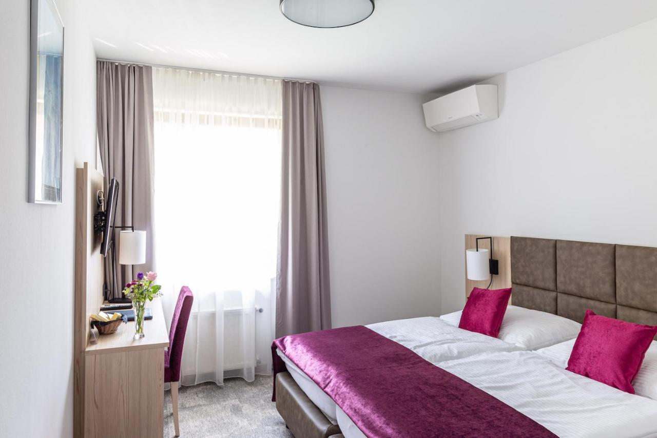 Gasthof "Zur Bahn" Bed & Breakfast Lassnitzhoehe Bagian luar foto