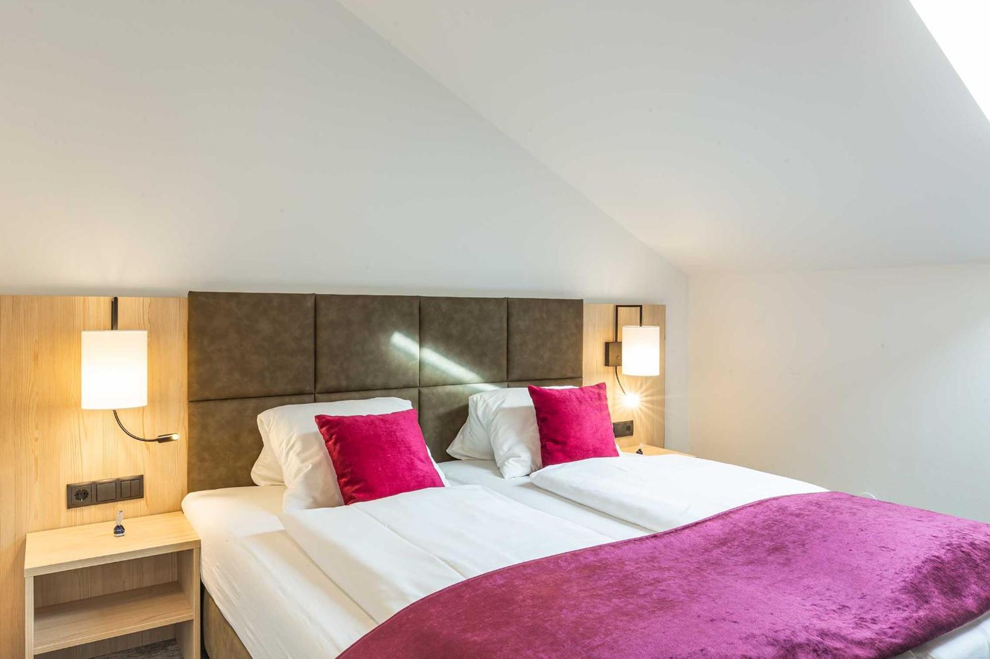 Gasthof "Zur Bahn" Bed & Breakfast Lassnitzhoehe Bagian luar foto