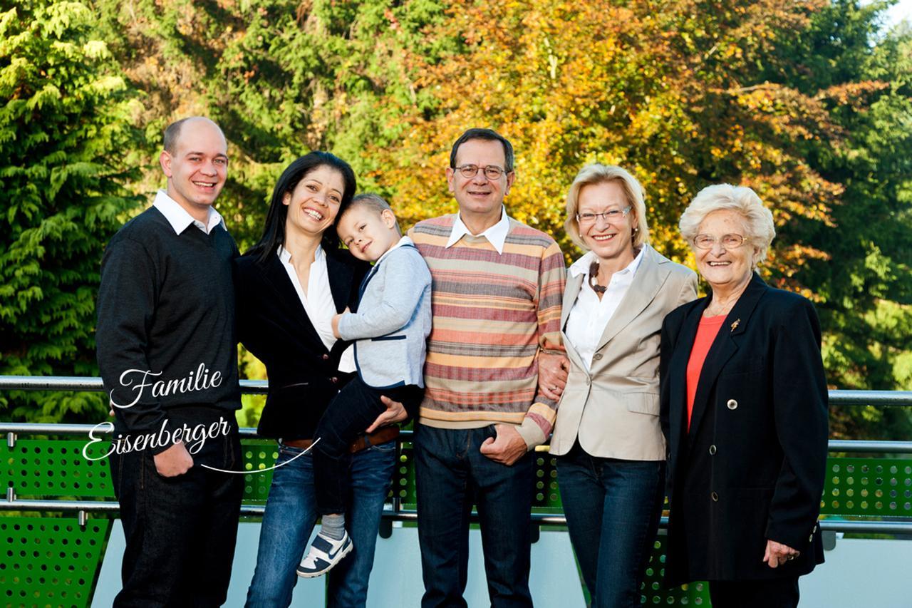 Gasthof "Zur Bahn" Bed & Breakfast Lassnitzhoehe Bagian luar foto