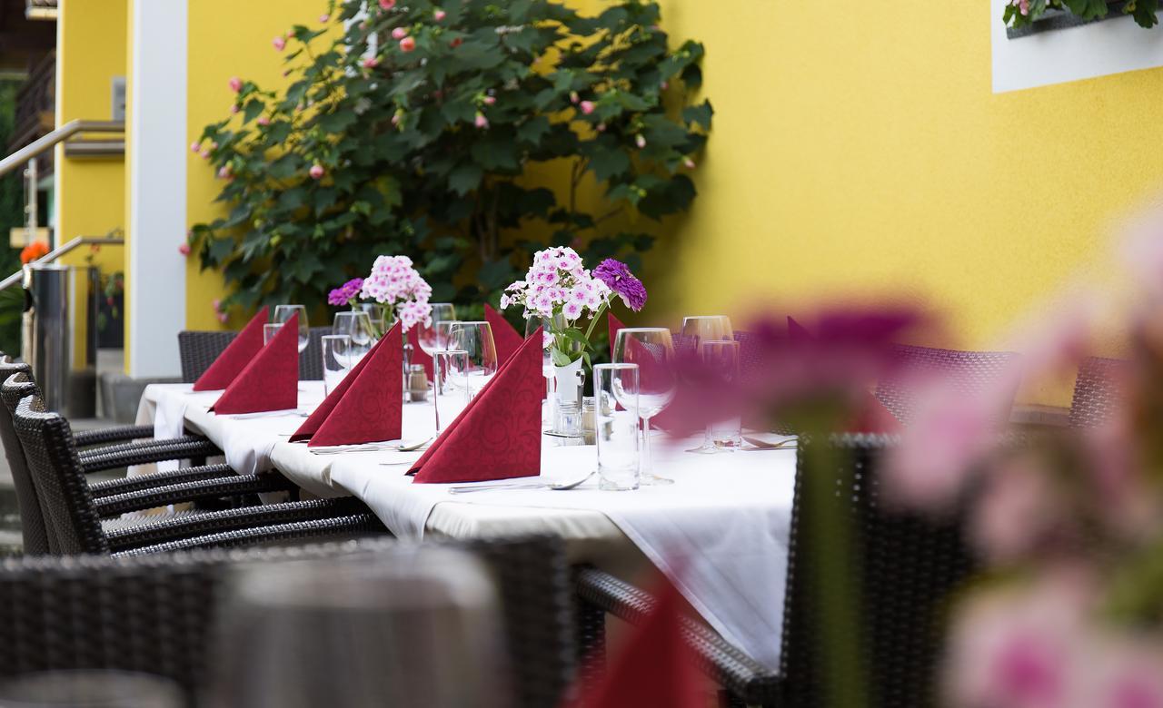 Gasthof "Zur Bahn" Bed & Breakfast Lassnitzhoehe Bagian luar foto